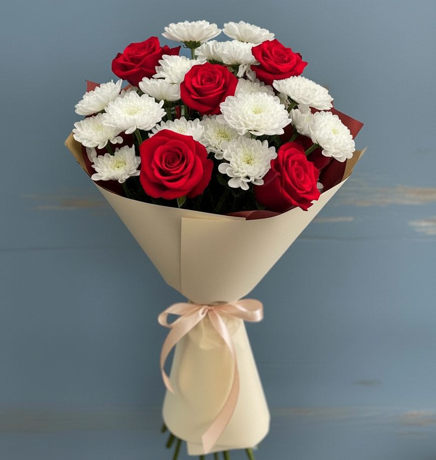 Букет цветов из: Розы и Хризантемы в Вулканном