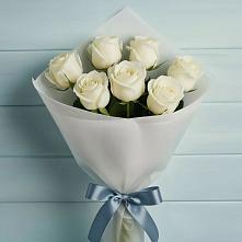 Букет 7 Белых роз Эдлесс Лав в Вулканном