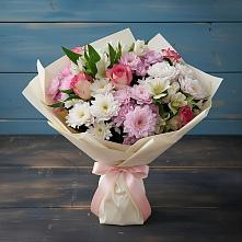 Букет цветов из:  Хризантемы, Альстромерии и Розы в Вулканном