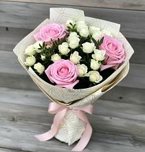 Букет цветов из:  Розы #REPLACE_PRED# Вулканном