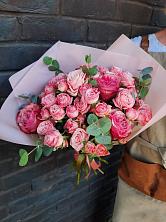 Букет розы в пальмах в Вулканном Букет цветов из: Розы в Вулканном