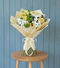 Букет цветов из:  Хризантемы и Розы #REPLACE_PRED# Вулканном